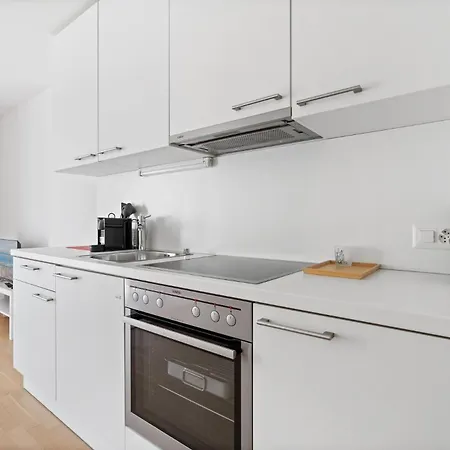 Boissonnet 96 - Self Check In By Homenhancement